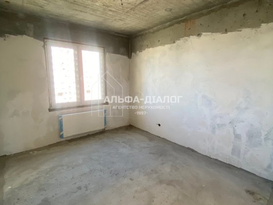 Продаж 3-к на Милославській,18.