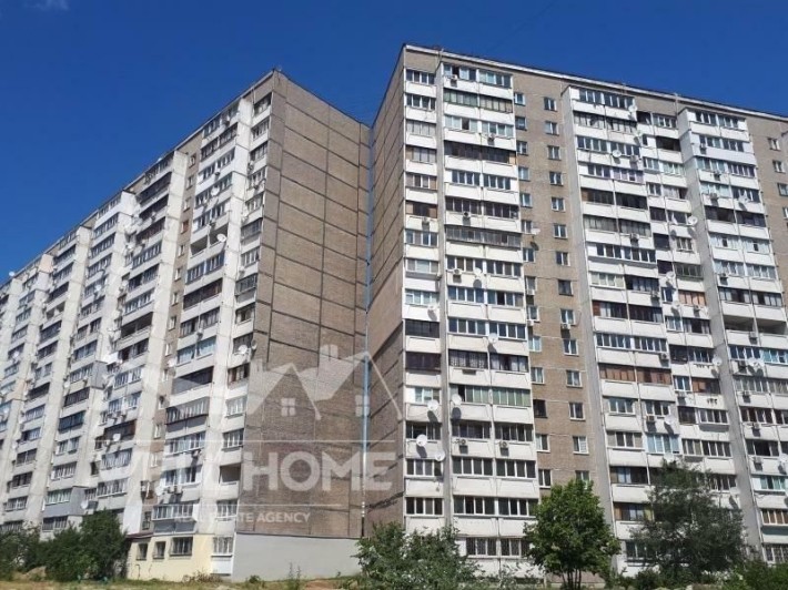 Продаж квартири 2к Радунська, 42/10 Київ - фото 1
