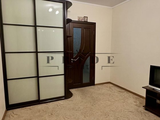 Продаж 3-кімнатної квартири на Троєщині вул. Оноре де Бальзака, 98 Київ