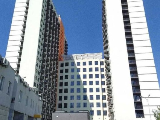 Продам 1 кім. квартиру ЖК Twin House , вул.Крайня