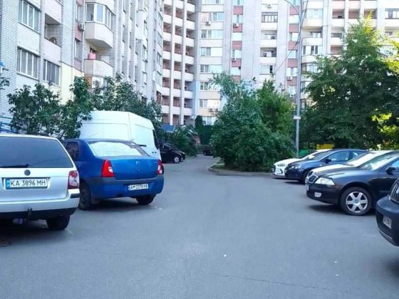 1 ком квартира ул. Алматинская, 41 Б Старая Дарница, ДВРЗ  Дарницкий ж д вокзал Київ