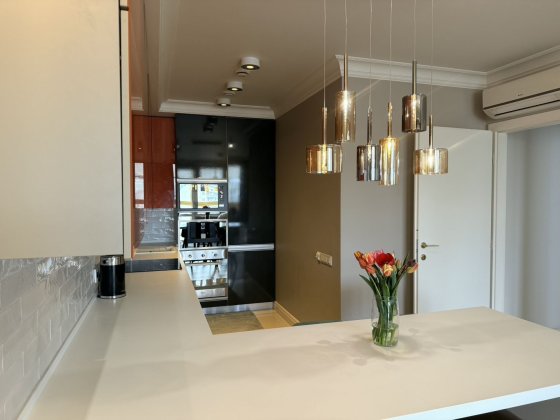 Park Avenue VIP Голосіївський проспект 58 середній поверх дизайнерська 1 кімнатна квартира від власн