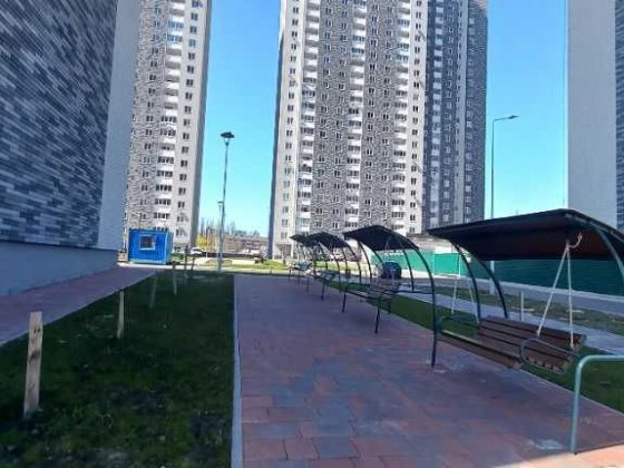 Продам 46.93 кв.м  ул.Сім'ї Кульженків (Дегтяренка)  21 ЖК Новигатор -2 Киев