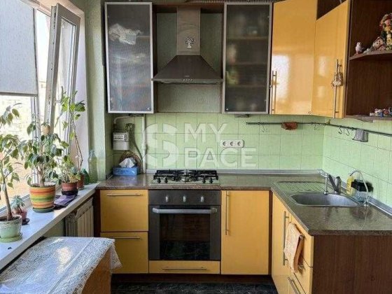Терміново! 3кімн квартира вул. Прирічна 27, Івасюка,Оболонь, Мінська, Йорданська Тимошенка Героїв Дн Киев