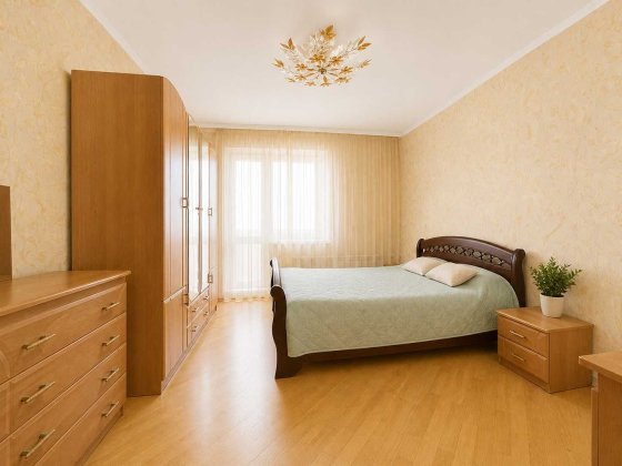 продаж 3к кв Срібнокільська 22-а Осокорки Позняки Дарницькій River Mall Киев