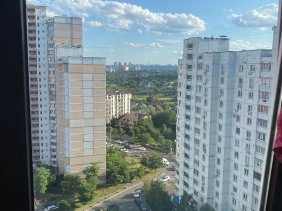 Милославська 32/51а