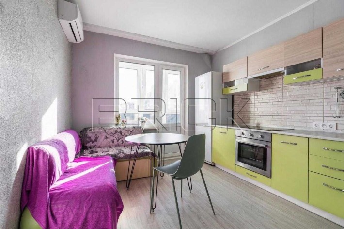 Продаж 2к кімнати, ЖК Патріотика, вул. Бориса Гмирі 16-А, 1349 $ за м2 - фото 1