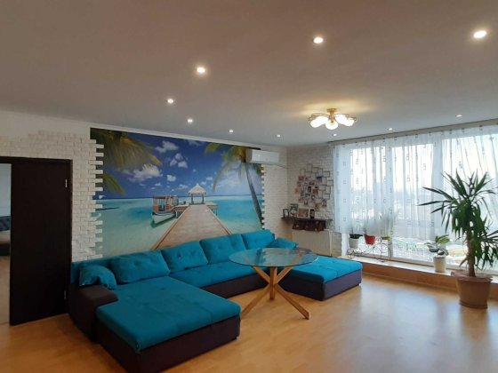 Продаж 4к 167кв.м метро Деміївська. Пр-кт Голосіївський 30б