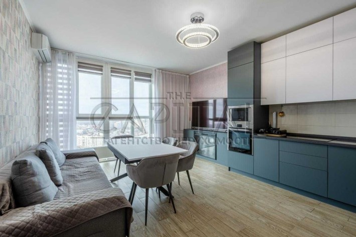 Продаж квартири, ЖК «Теремки», вул. Заболотного Академіка, Голосієво - фото 1