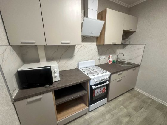 Продажа 2к.квартири з ремонтом,вул.Тростянецька,м.Харківська!