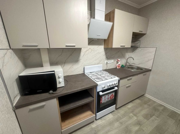 Продажа 2к.квартири з ремонтом,вул.Тростянецька,м.Харківська! - фото 1