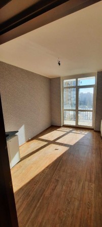 Терміновий Продаж! 1-кімнатної квартири 41.5м2 з ремонтом в ЖК Кришталеві Джерела парк Феофанія - фото 1