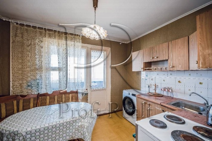 Продаж 2 кімн. квартири по вул. Р.Рейгана ( Т.Драйзера) 1/25 - фото 1