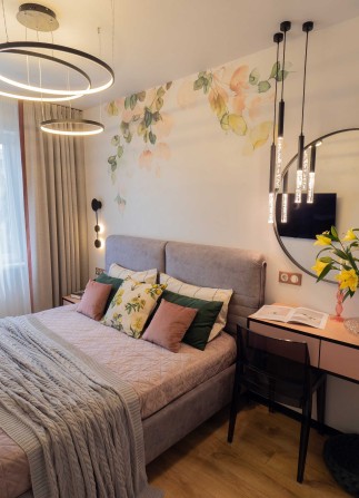 Продам 2-х кім. квартиру з дизайнерським ремонтом, вул. В. Івасюка! - фото 1