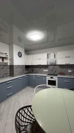 Продаж квартири, ЖК Амурський, метро Васильківська, вул. Юлії Здановської, поруч парк ВДНГ - фото 1