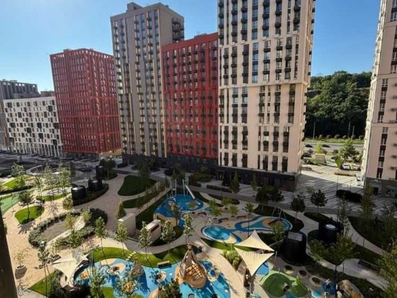 Продаж сучасної, видової 1-кімнатної квартири в ЖК “Svitlo Park”, метро Видубичі Киев