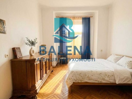 Продаж 2 кімн. квартири, б-р Верховної Ради 13, Сталінка, Соцмісто. Киев