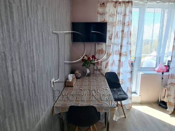 Продаж 1к квартири. м.Лівобережна. Русанівка. І Шамо 14.