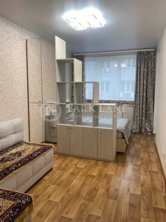 Голосіївський просп. (40-річчя Жовтня), 95а, 2к з ремонтом, Виставковий центр - фото 1