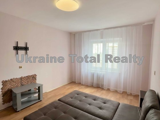 Продаж 1 кімнатної квартири на Троещині! Вулиця Милославська 32/51-А