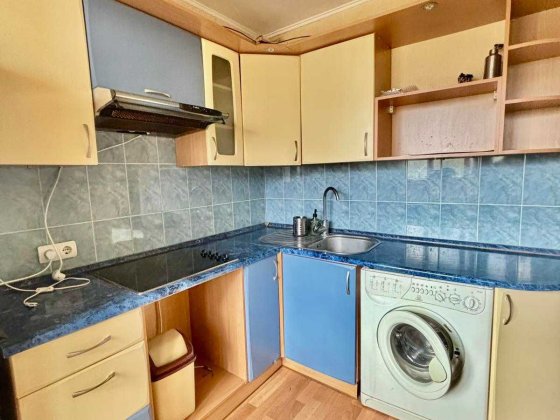 ПРОДАМ 1 КІм квартиру вул. Пантелеймона Куліша 17 Киев