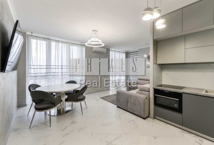 Продаж видової 3к квартири в ЖК Славутич, Зарічна 4, метро Славутич - фото 1