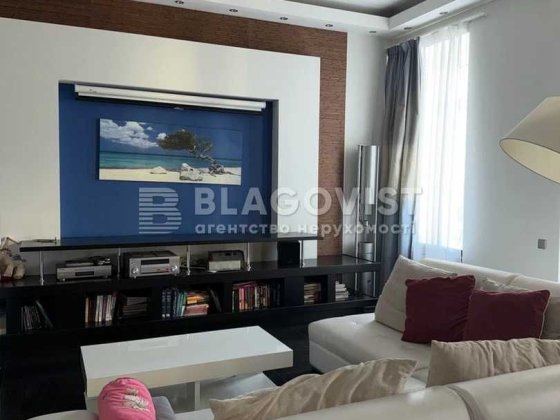 Продаж квартири м.Київ, вул.Тарасівська 30 Киев