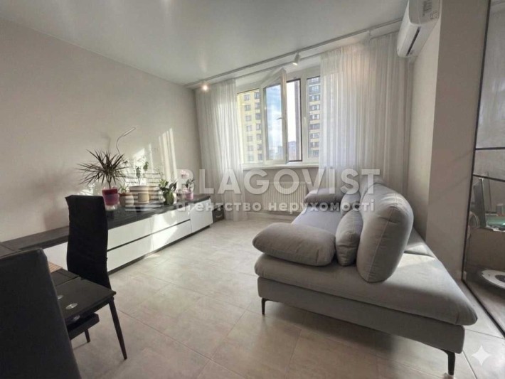 Продаж квартири, Максимовича Михайла, 32б, ЖК LIKO-GRAD Perfect Town - фото 1