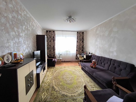 Продається 3 кімнатна квартира, Оболонський, вул. Вишгородська 54б Киев