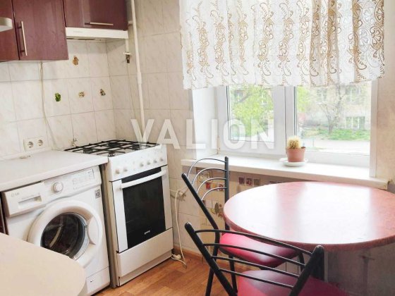 Продам 1к квартиру, з ремонтом, Оболонський район, площа Шевченка, вул. Вишгородська 50В Київ