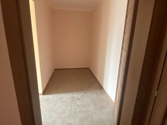 ЗДАНИЙ 2к 73М з ремонтом кухня-вітальня18  жк Деснянський  героїв енергетиків 43 Київ