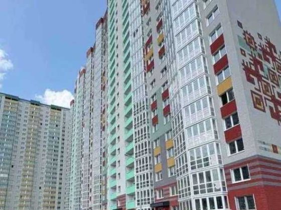 Продам 1 кім ЖК Патріотика Гмирі Чавдар буд. Синевір Позняки Осокорки Киев