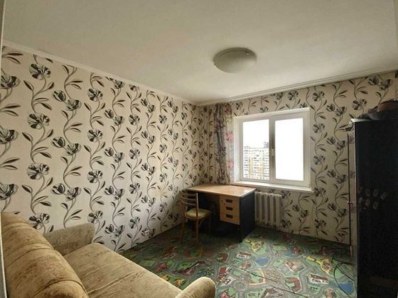 Продаж  2 х кімнатной квартири , вул.Р. Рейгана 9Д Київ