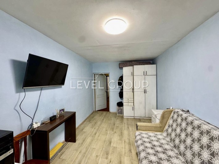 Продаж 3-кімнатної квартири на Куренівці з власним підвалом - фото 1