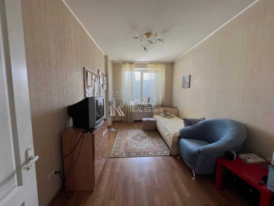 Продаж 3кім квартири на Позняках Київ