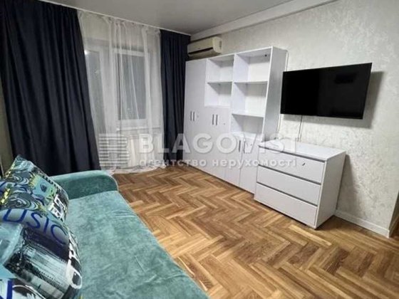 Продаж 3-х кімн Дніпровська набережна 7А,Березняки,Лівобережна