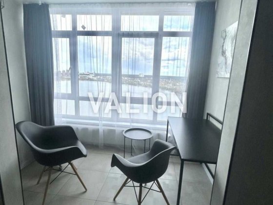Продаж 2 кімнатної  квартири 78 кв.м2 ЖК Ревуцький  вул. Ревуцького 54 метро Харківська Киев