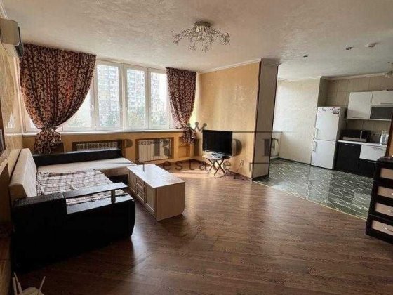 Продаж 2-х кімнатної квартири ЖК Корона. Позняки. Дарницький р-н.  вул. Срібнокільська 1 . Держпрогр Київ