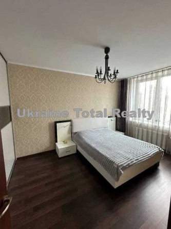 Чудова 2 кімнатна квартира 65м2 з ремонтом! Харківське шосе 152 - фото 1