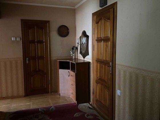 Продається  3-х кімнатна квартира на вул.Сортувальна 4 БЕЗ КОМІСІЇ Київ
