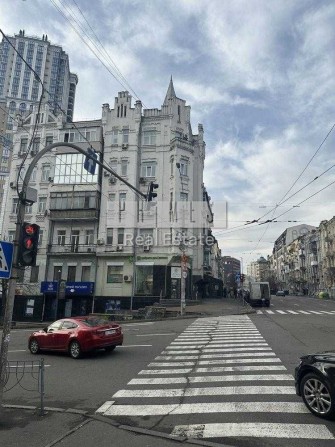 Продаж 2к квартири, центр, вул. Саксаганського, 33/35 - фото 1