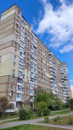 Продаж 2-к кв Троєщина ТЦ Район Оноре де Бальзака - фото 1