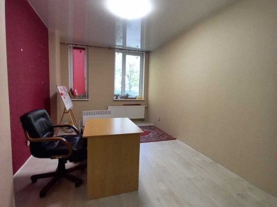 Продам  3 к. квартиру, вул. Регенераторна 4,  86м  в ЖК "Комфорт-Таун" Киев