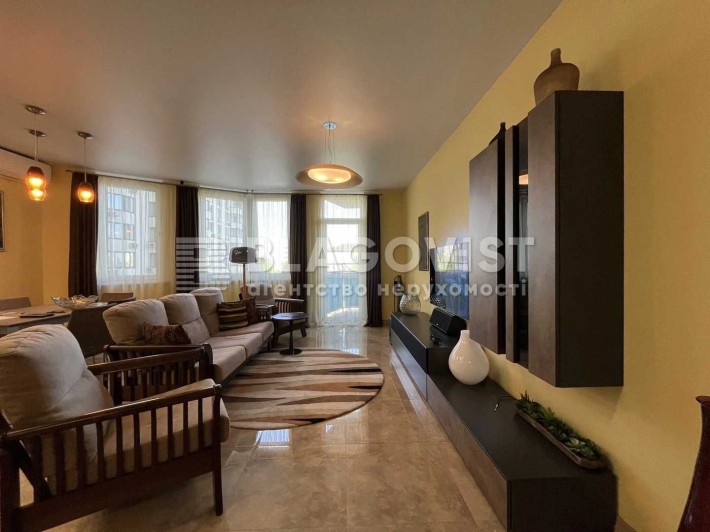 Продаж 3-к затишної квартири, 106м2, з ремонтом, ЖК Сонячна Брама - фото 1
