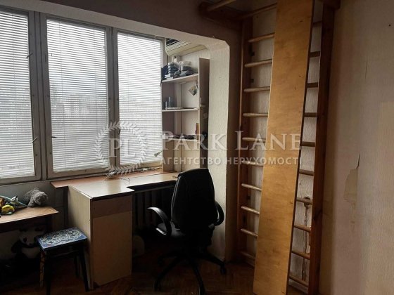 Продаж 1к біля Дніпра, вул. Березняківська 14а, Silver Breeze, Березняки Киев