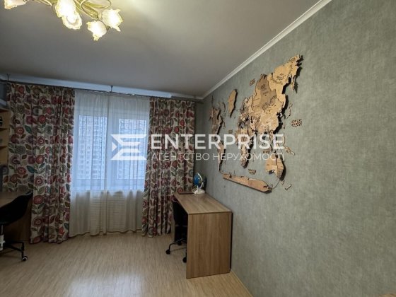 Продаж 3к квартири, ремонт вул. Милославська Троєщина Деснянський р-н Київ