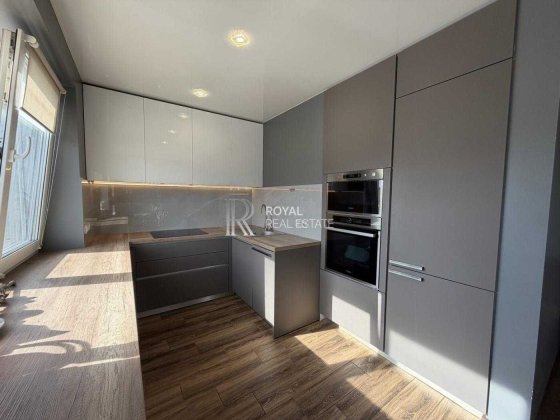 Продаж 3-кімнатної квартири з ремонтом 62 м2 8 поверх Березняки вул. Павла Тичини Дніпровський р-йн Київ
