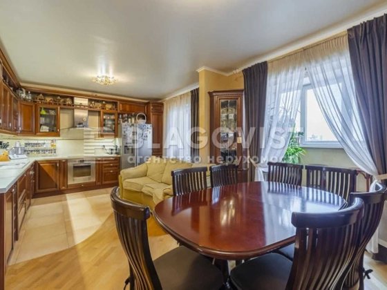 Продам 6-кімн квартиру на Харківському шосе,56 150м ремонт 180000 Киев