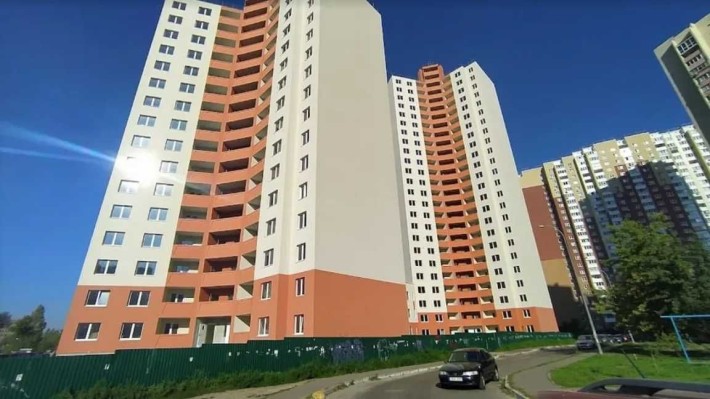 3-х кімнатна квартира на Милославській 18  (81,5 м²) - фото 1