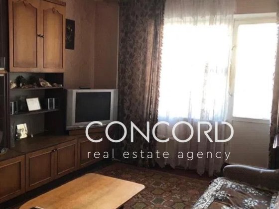 Троєщина. Продам 3к Рональда Рейгана (Теодора Драйзера) вул., 2-А